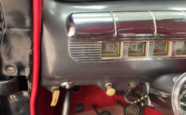 Ford-Super-deluxe-1948-Black-Red-44