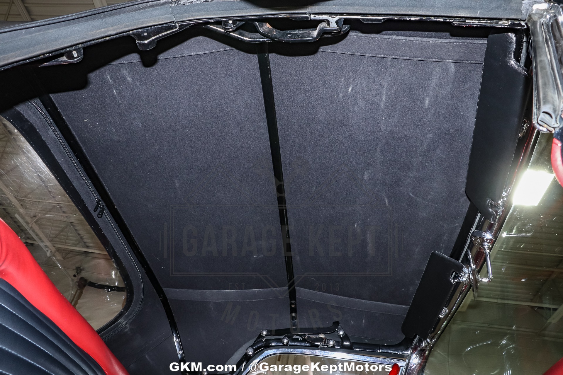 Ford-Thunderbird-1956-Black-Red-20