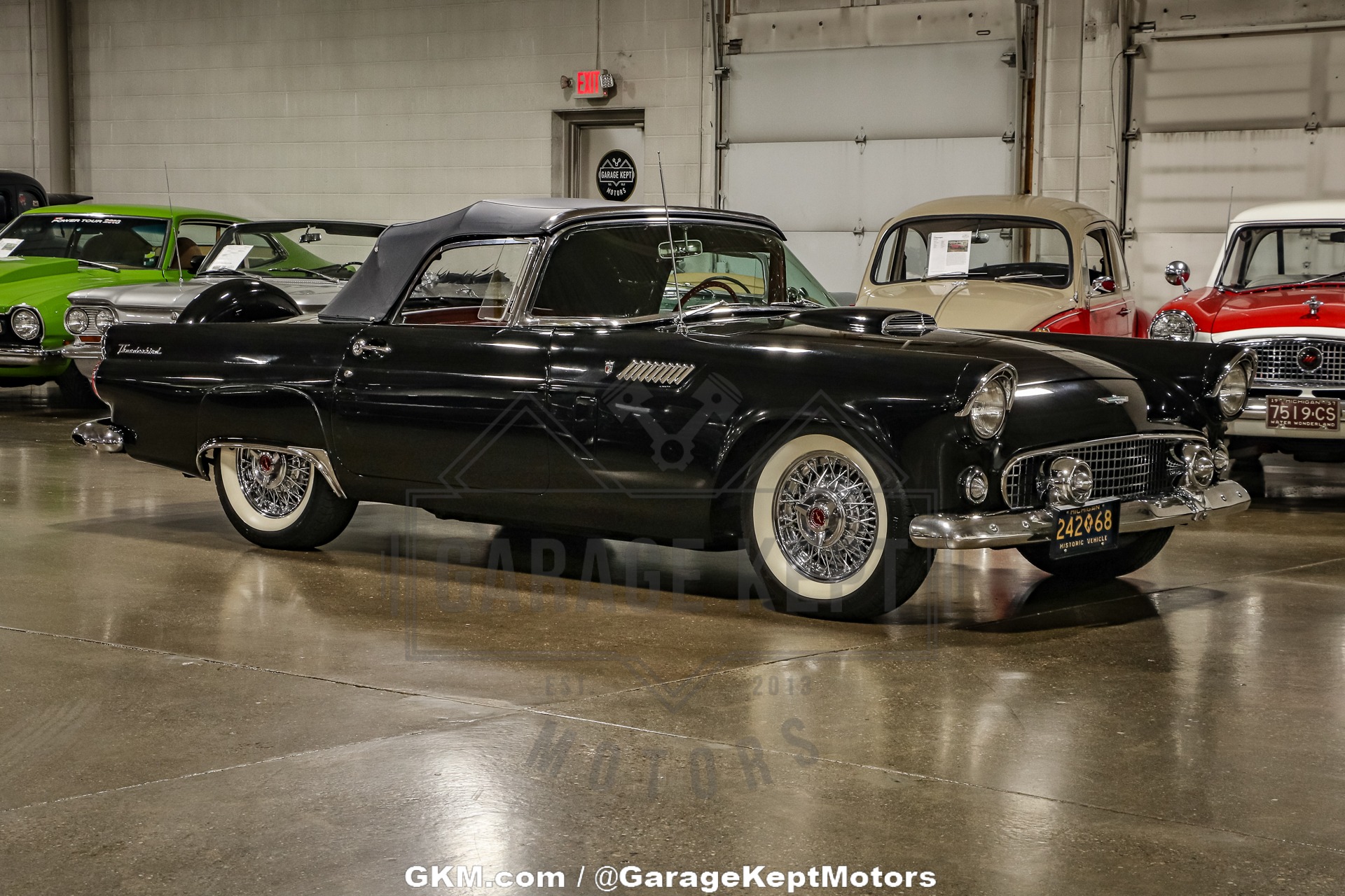 Ford-Thunderbird-1956-Black-Red-21
