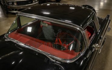 Ford-Thunderbird-1956-Black-Red-32