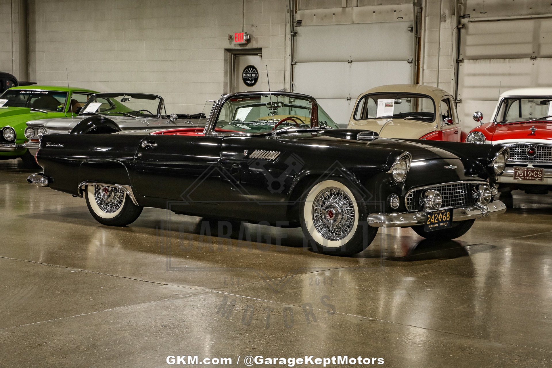 Ford-Thunderbird-1956-Black-Red-36