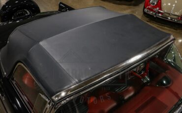 Ford-Thunderbird-1956-Black-Red-38