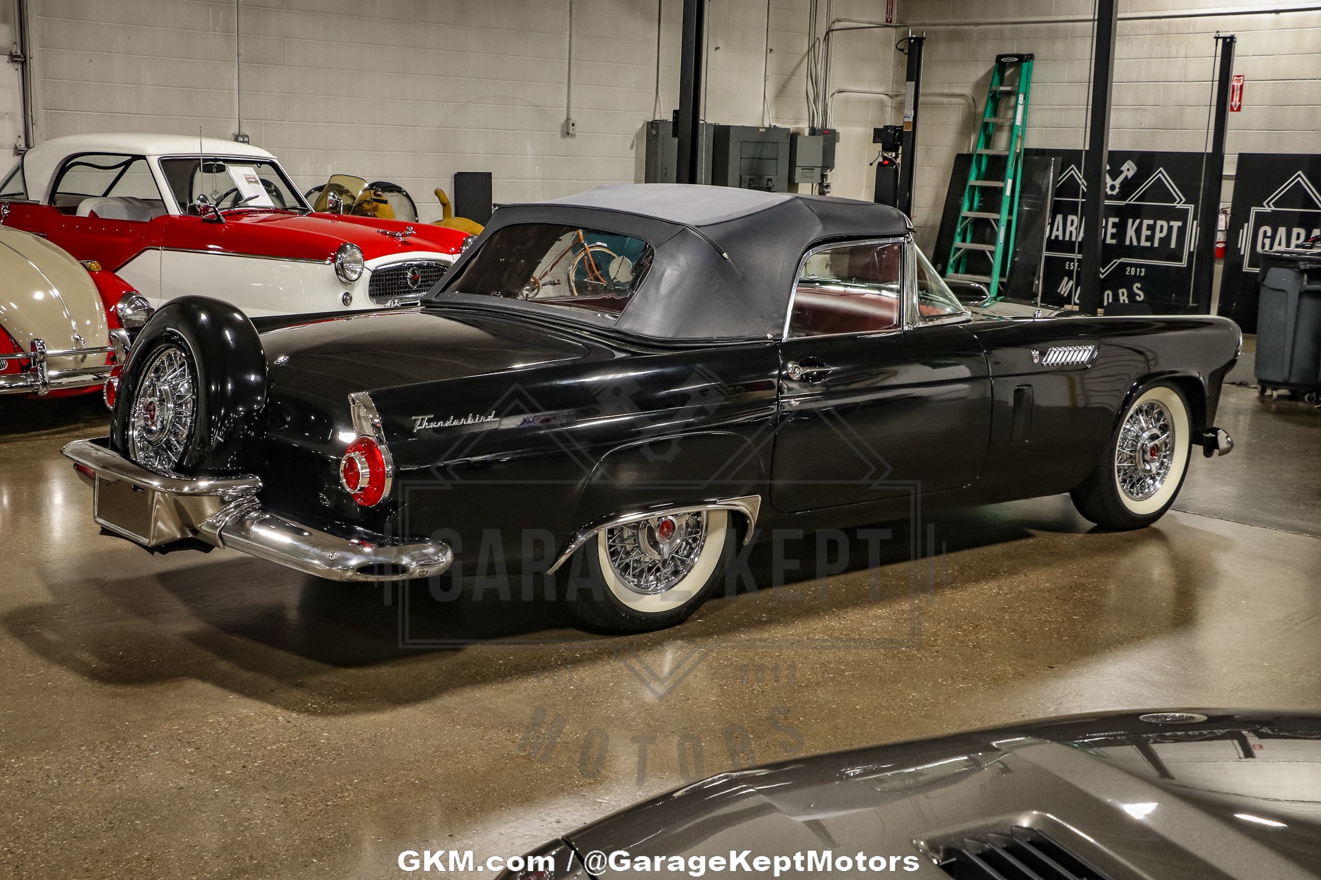 Ford-Thunderbird-1956-Black-Red-6