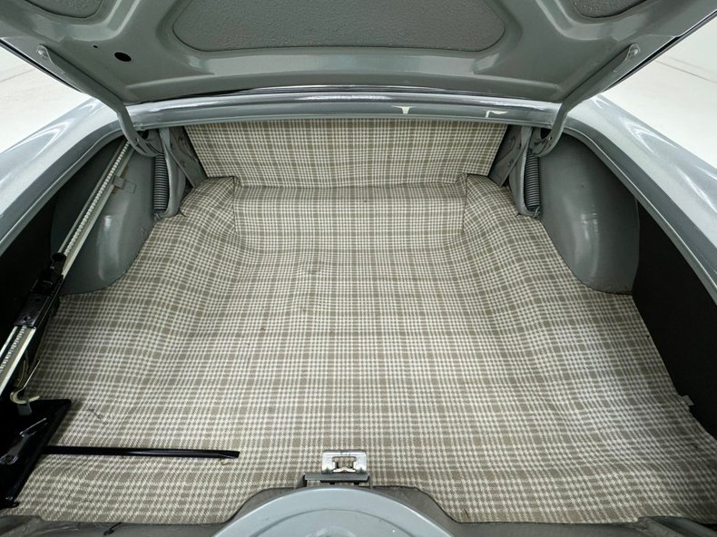 Ford-Thunderbird-1956-Navajo-Gray-Red-48