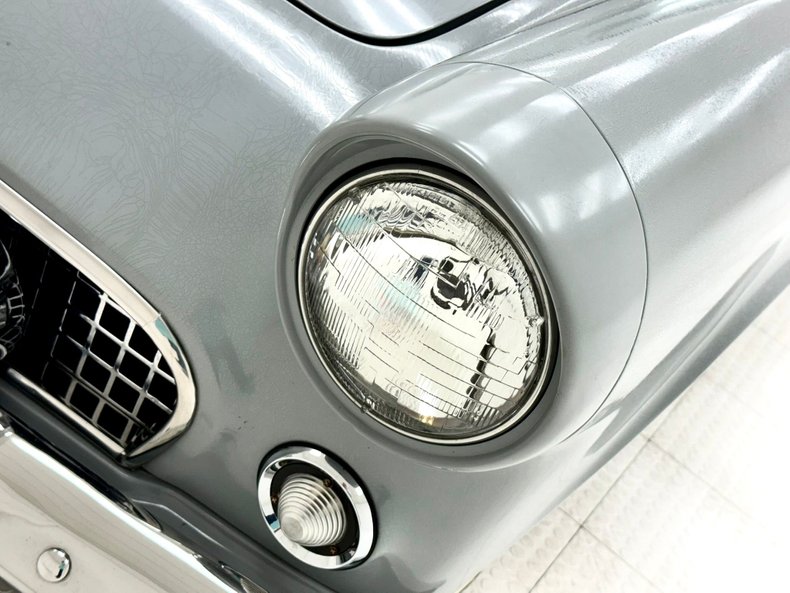 Ford-Thunderbird-1956-Navajo-Gray-Red-8