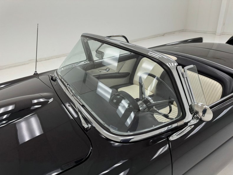 Ford-Thunderbird-1956-Raven-Black-Black-16