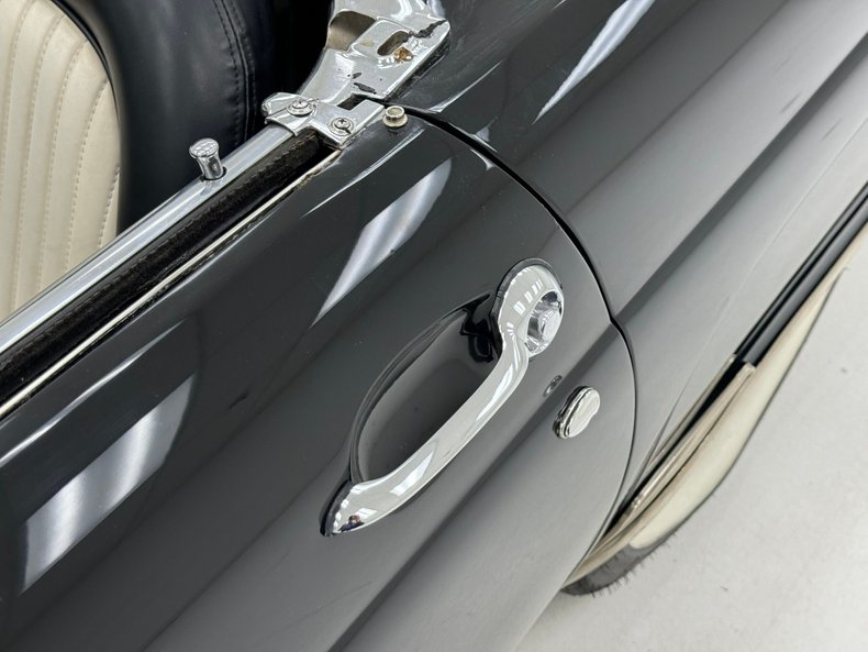 Ford-Thunderbird-1956-Raven-Black-Black-18