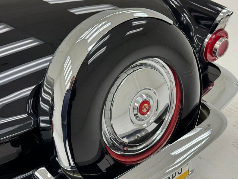 Ford-Thunderbird-1956-Raven-Black-Black-22