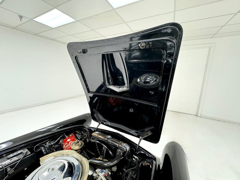 Ford-Thunderbird-1956-Raven-Black-Black-34