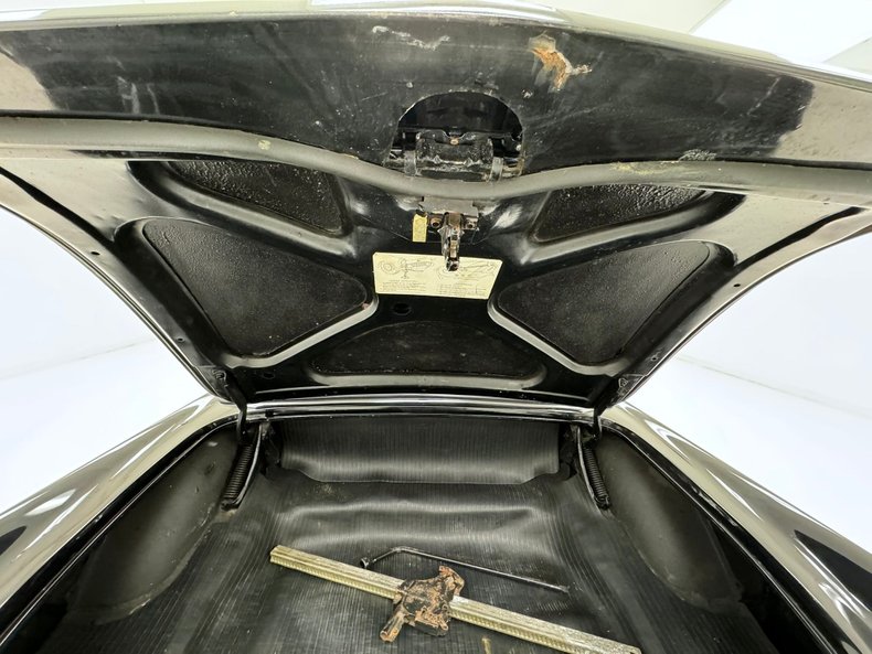 Ford-Thunderbird-1956-Raven-Black-Black-39