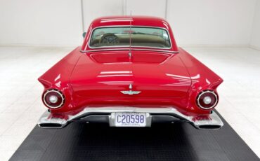 Ford-Thunderbird-1957-Flame-Red-Saddle-10