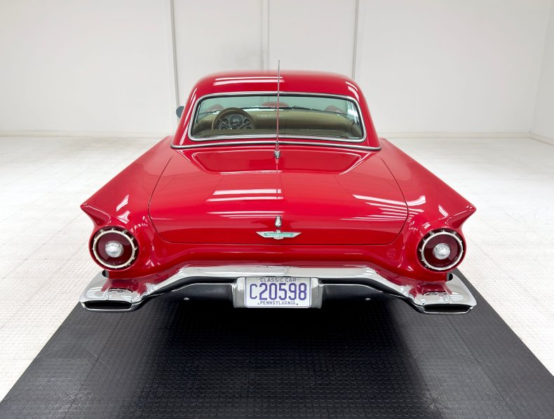 Ford-Thunderbird-1957-Flame-Red-Saddle-10