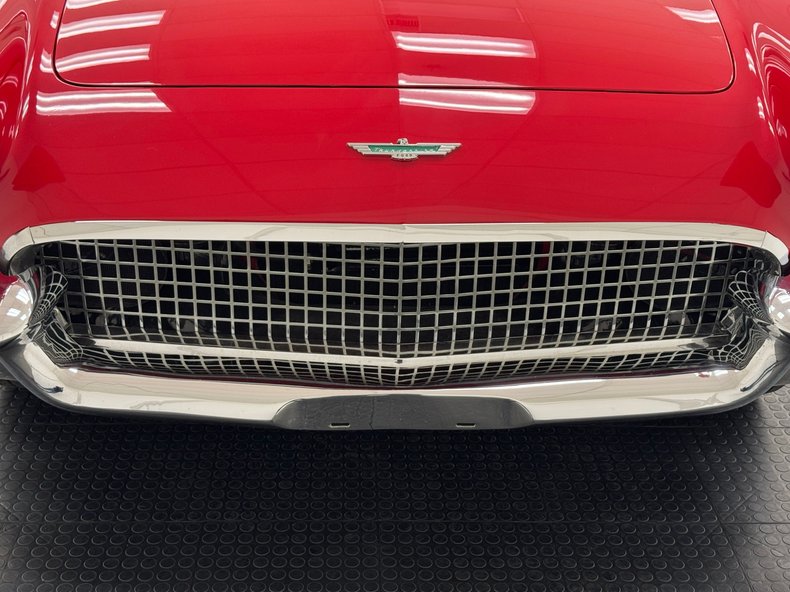 Ford-Thunderbird-1957-Flame-Red-Saddle-15