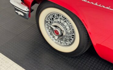 Ford-Thunderbird-1957-Flame-Red-Saddle-18