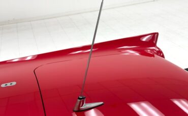 Ford-Thunderbird-1957-Flame-Red-Saddle-23