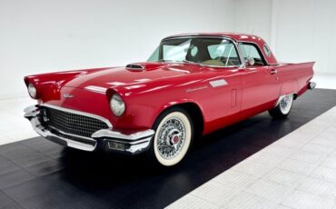 Ford-Thunderbird-1957-Flame-Red-Saddle-3