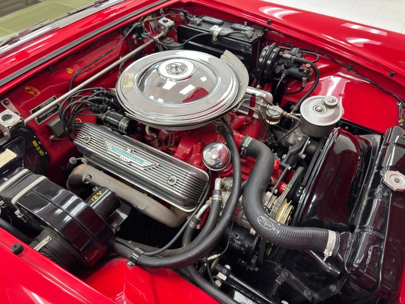 Ford-Thunderbird-1957-Flame-Red-Saddle-34