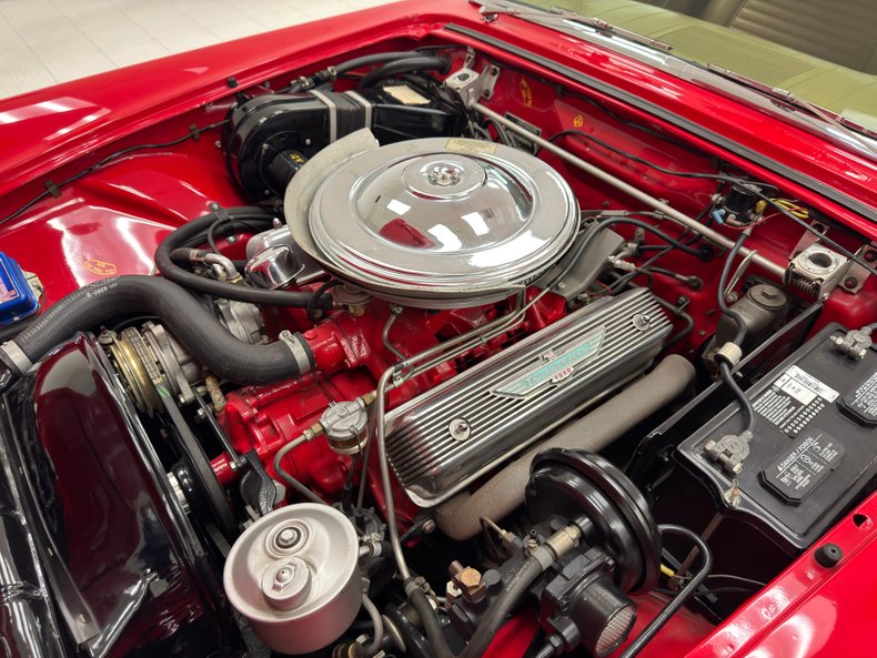 Ford-Thunderbird-1957-Flame-Red-Saddle-35