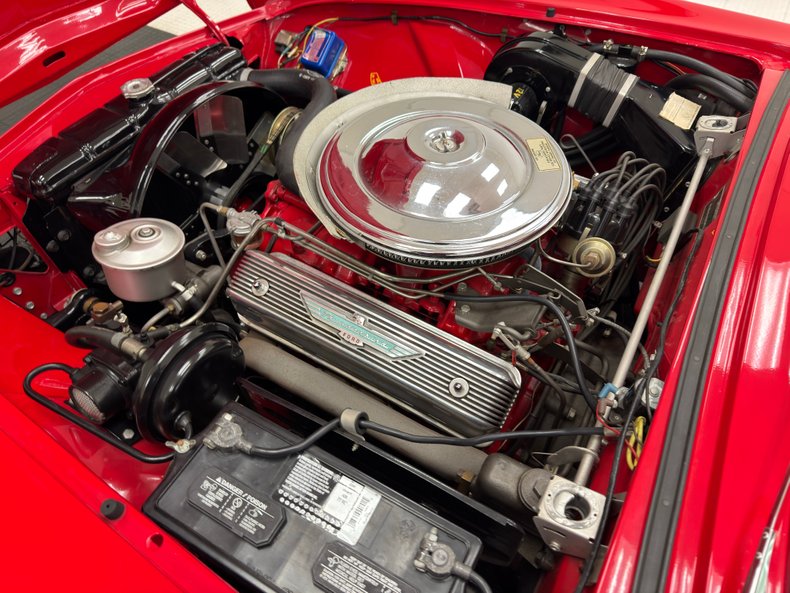 Ford-Thunderbird-1957-Flame-Red-Saddle-36