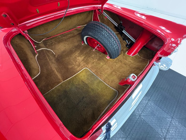 Ford-Thunderbird-1957-Flame-Red-Saddle-38