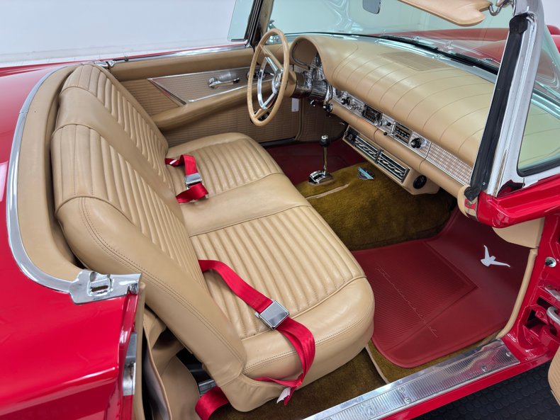 Ford-Thunderbird-1957-Flame-Red-Saddle-46