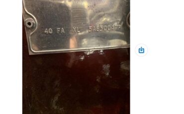 Ford-Thunderbird-1957-Kandy-Apple-Red-Gold-flake-Red-and-white-quilted-14