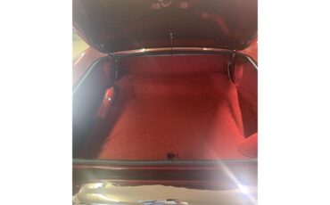 Ford-Thunderbird-1957-Kandy-Apple-Red-Gold-flake-Red-and-white-quilted-67