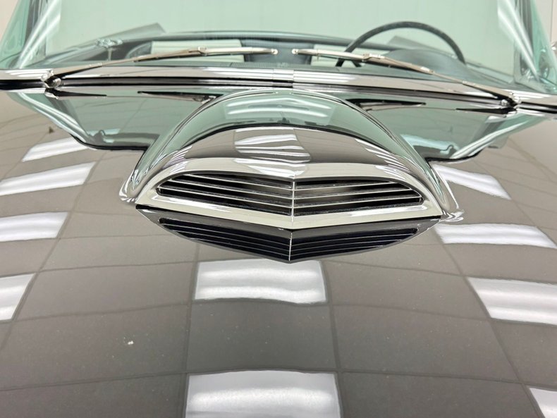 Ford-Thunderbird-1957-Raven-Black-Black-14