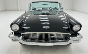 Ford-Thunderbird-1957-Raven-Black-Black-37