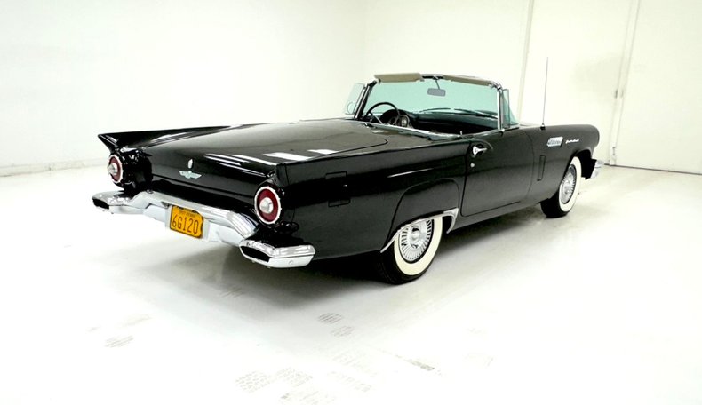 Ford-Thunderbird-1957-Raven-Black-Black-9