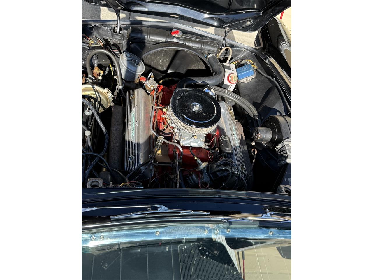 Ford-Thunderbird-1957-Raven-black-Back-and-white-2-tin-17