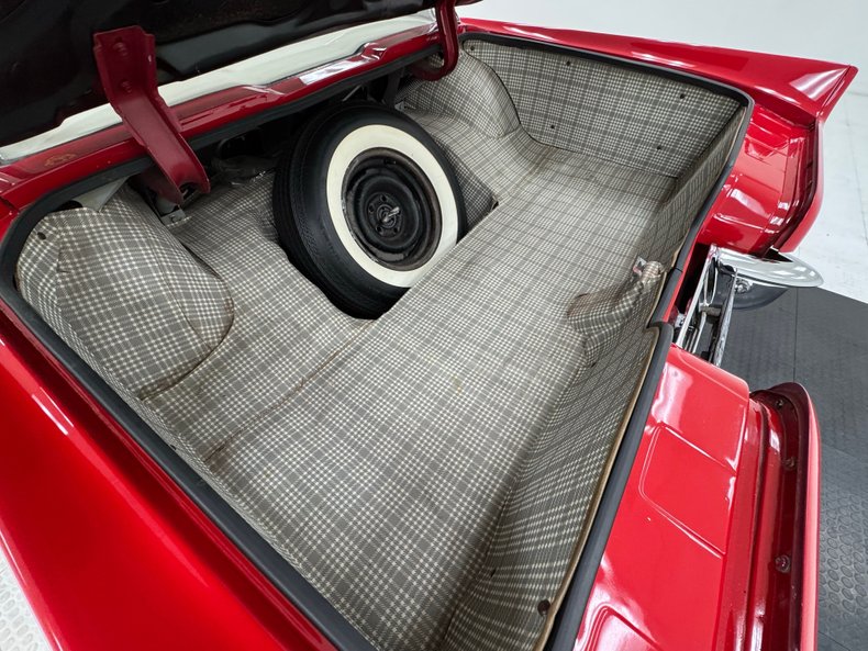 Ford-Thunderbird-1958-Rangoon-Red-Red-40