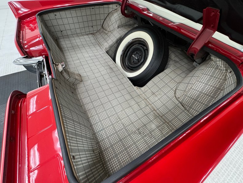 Ford-Thunderbird-1958-Rangoon-Red-Red-42