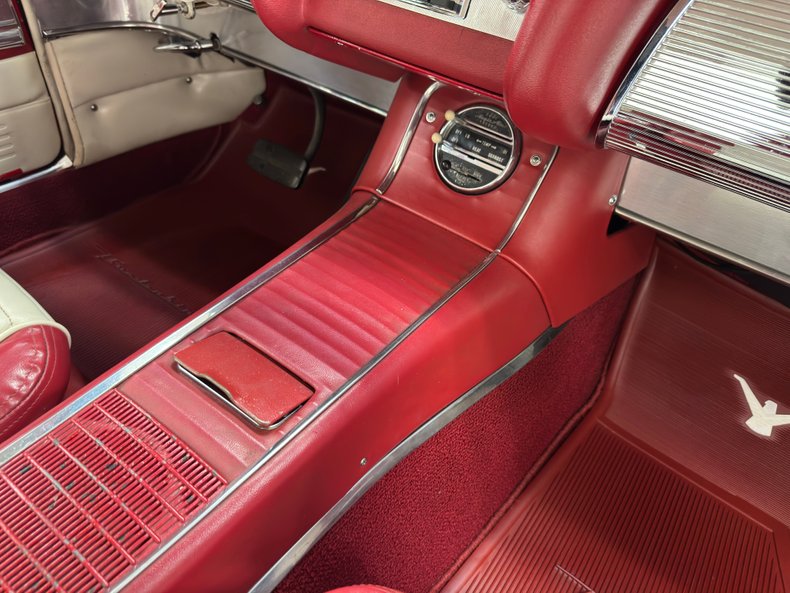 Ford-Thunderbird-1958-Rangoon-Red-Red-46