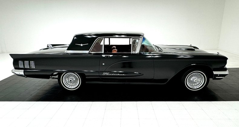 Ford-Thunderbird-1960-Raven-Black-Red-12