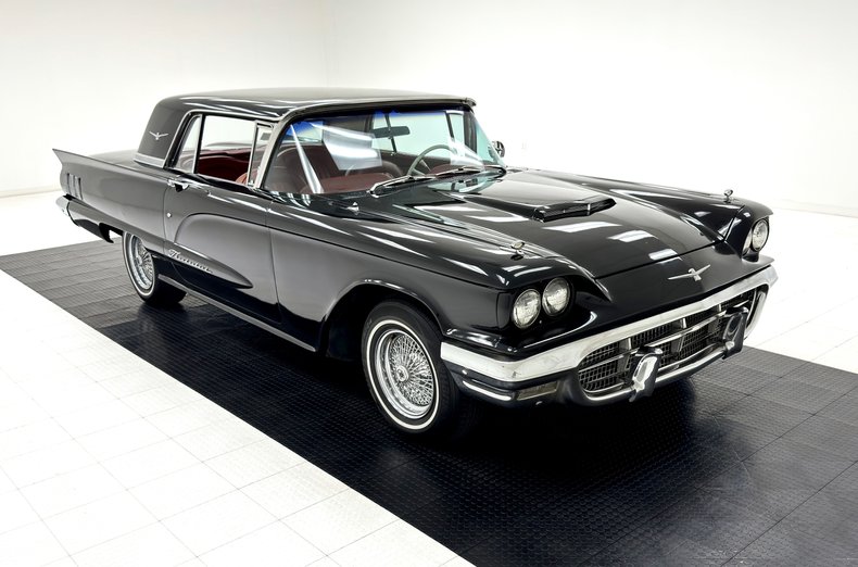 Ford-Thunderbird-1960-Raven-Black-Red-13