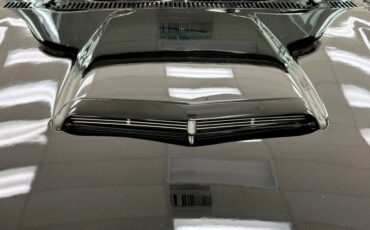 Ford-Thunderbird-1960-Raven-Black-Red-17