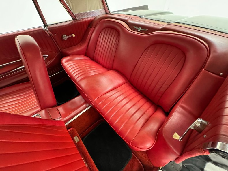 Ford-Thunderbird-1960-Raven-Black-Red-48