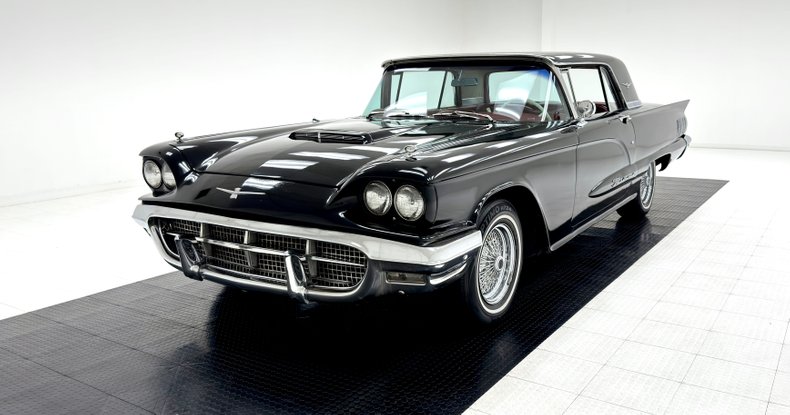 Ford-Thunderbird-1960-Raven-Black-Red