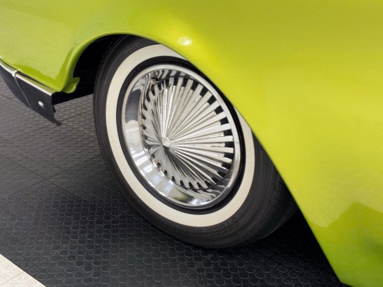 Ford-Thunderbird-1962-Antifreeze-Green-Met-Ivory-11