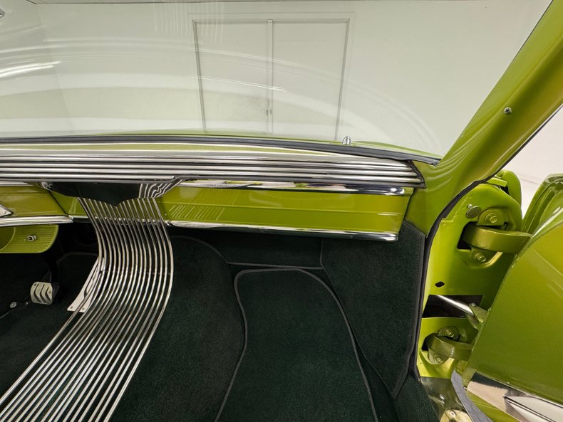 Ford-Thunderbird-1962-Antifreeze-Green-Met-Ivory-33