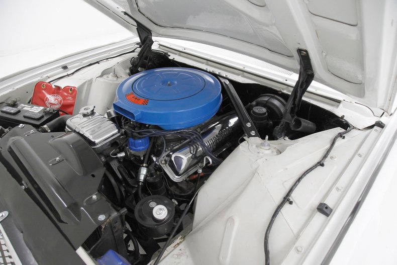 Ford-Thunderbird-1962-White-Silver-Blue-26