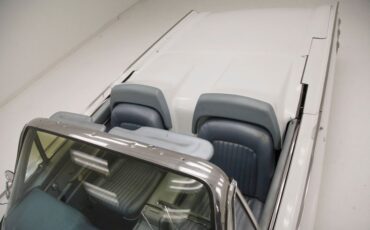 Ford-Thunderbird-1962-White-Silver-Blue-33