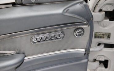 Ford-Thunderbird-1962-White-Silver-Blue-41