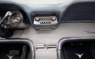 Ford-Thunderbird-1962-White-Silver-Blue-47