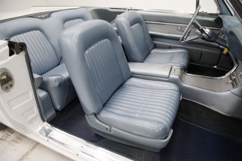 Ford-Thunderbird-1962-White-Silver-Blue-6