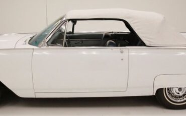 Ford-Thunderbird-1962-White-Silver-Blue-7
