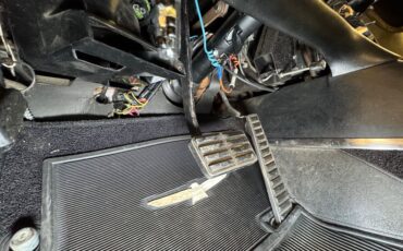 Ford-Thunderbird-1963-White-Black-15