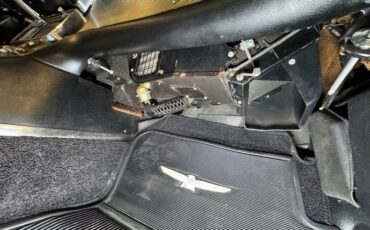 Ford-Thunderbird-1963-White-Black-16