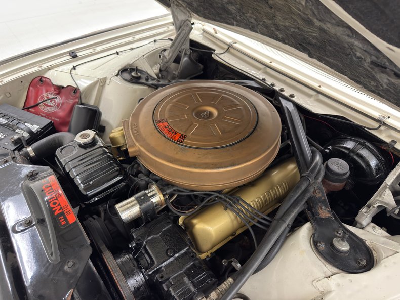 Ford-Thunderbird-1963-White-Black-34